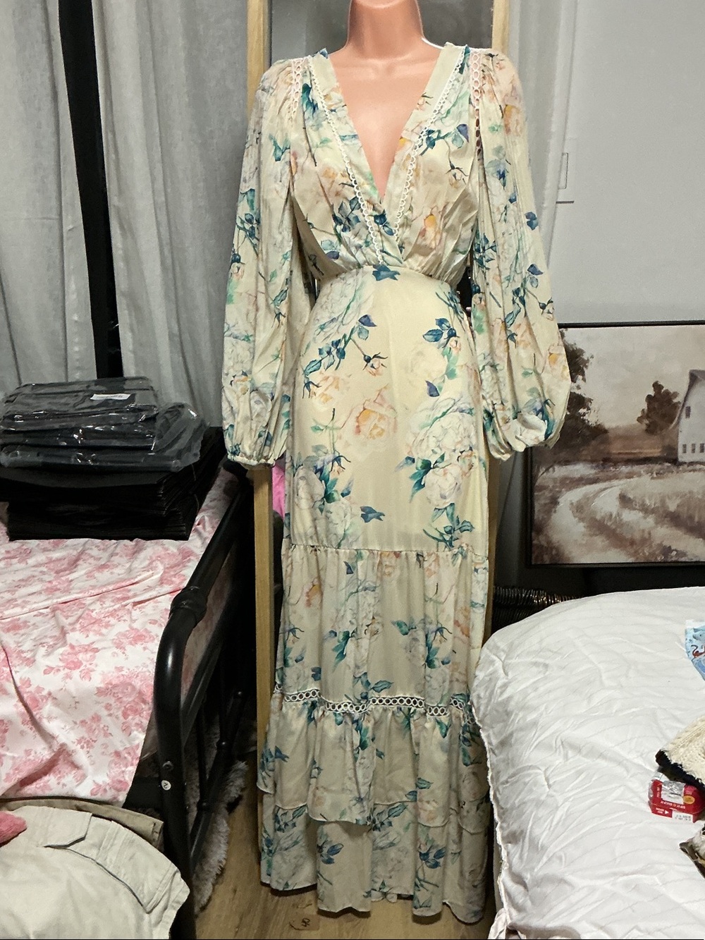 Floral V-Neck Long Sleeve Maxi Dress in Cream and Teal